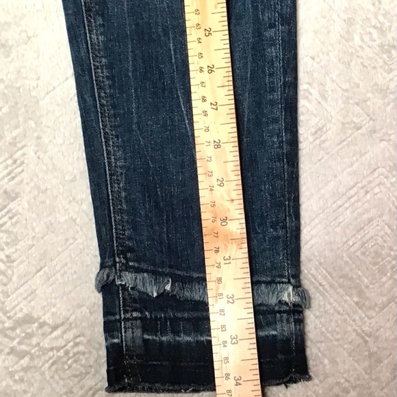 Zara Basic Z1975 Denim Skinny Lightly Distressed Raw Hem Fit Jeans EU38 US6 - Picture 14 of 16